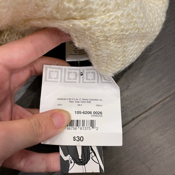 White with gold thread cowl neck - Picture 2 of 2